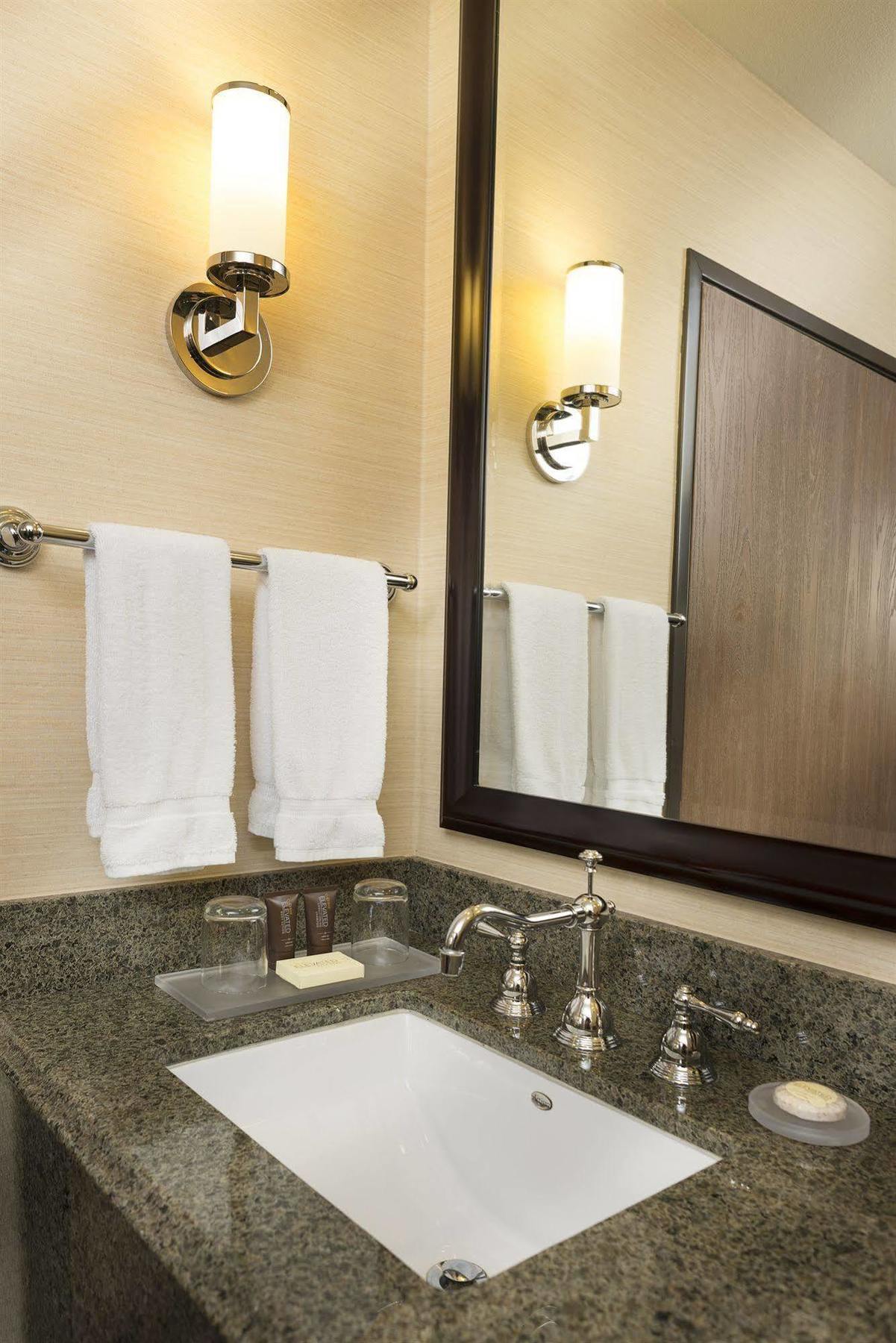 Ayres Suites Yorba Linda/Anaheim Hills Bagian luar foto
